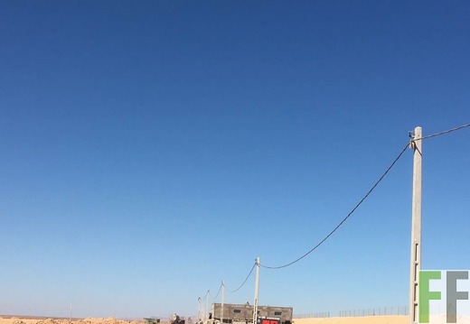 Stromleitungen auf der Oase-1-Fläche